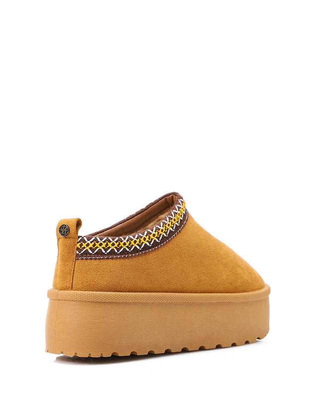 GER-DVTX-001 Suede Stitched Slip On