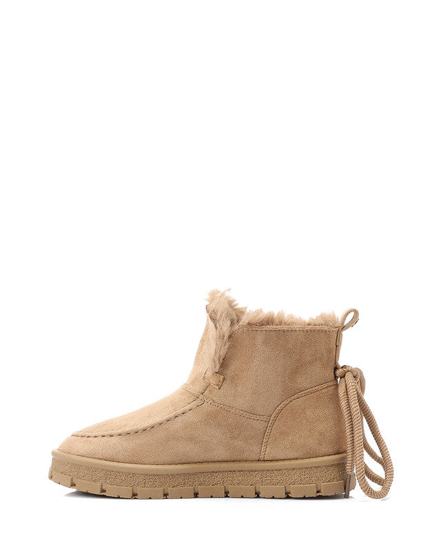 GER-DVTX-003  Ankle boot With Back Strings