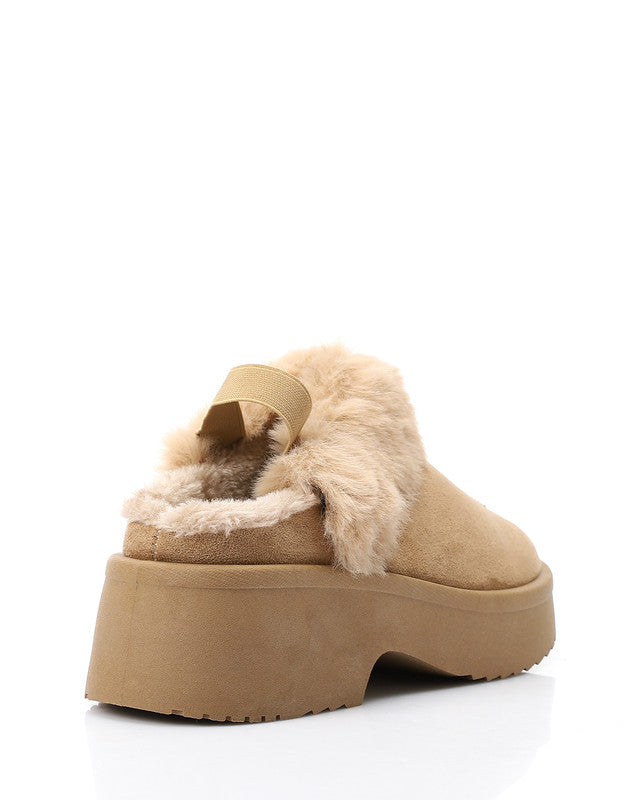 GER-DVTX-004 Slip On Plain Suede Mules