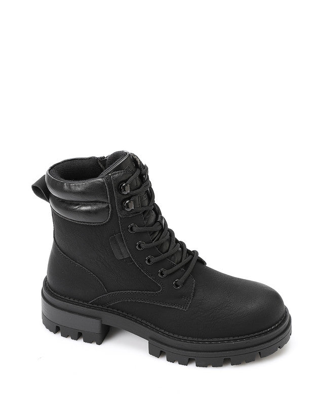 GER-DVTX-019 Speciality Boots With Lace And Zipper Closure