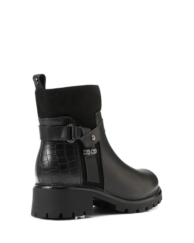 GER-DVTX-025 Stylish Ankle Boot
