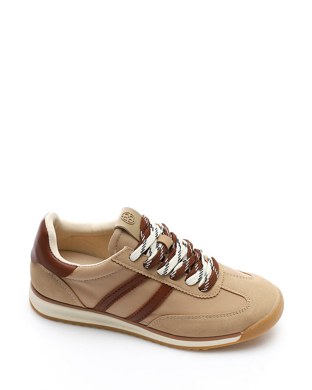GER-DVTX-032 Double Lace Up Flat Sneakers