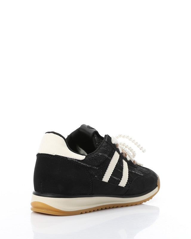 GER-DVTX-033 Double Lace Up Flat Sneakers