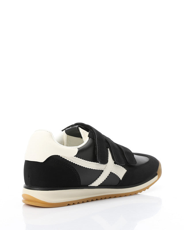 GER-DVTX-034 Velcro Closure Casual Sneakers