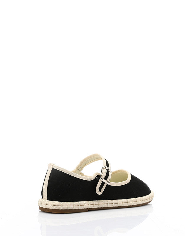 GOR-DJTV-007 Buckle Closure Oval Toecap Flat Shoes