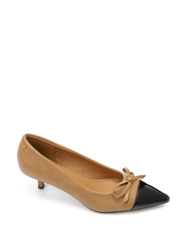 JAL-DVTX-002 Pointed Toecap Leather Plain Heels
