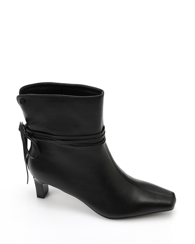 JAL-DVTX-013 Stylish Heeled Blacksnake Textured Patterned Boot