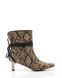 JAL-DVTX-013 Stylish Heeled Blacksnake Textured Patterned Boot