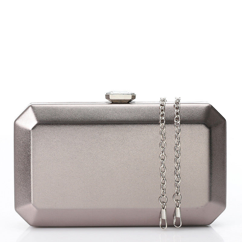 LID-DVTX-060 Metalic Clip On Silver Clutch