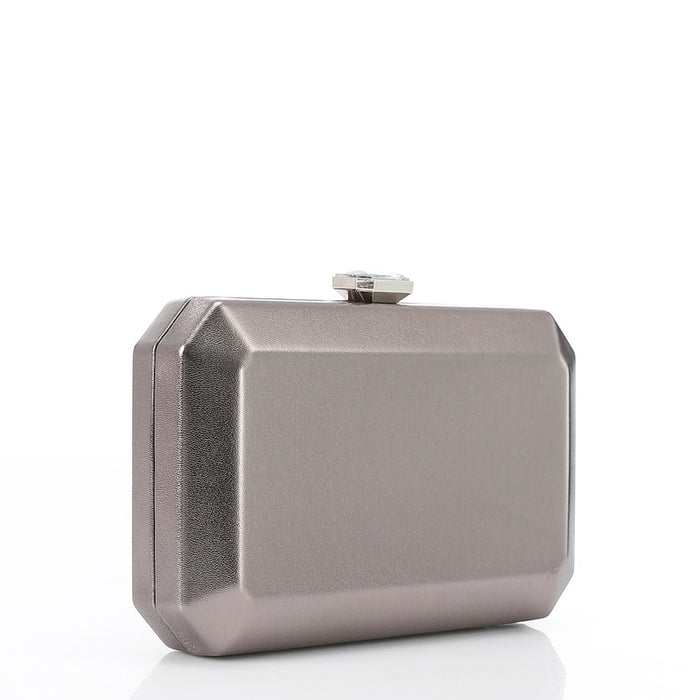 LID-DVTX-060 Metalic Clip On Silver Clutch