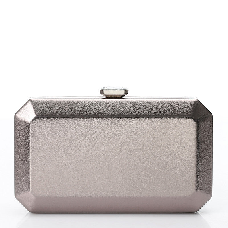 LID-DVTX-060 Metalic Clip On Silver Clutch