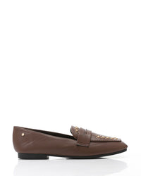 WAH-DVTX-008 Studed Plain Strap Leather Loafer