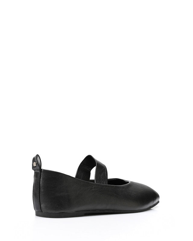 XIE-DVTX-001  Leather Pointed Toecap Ballerina