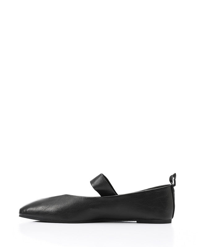 XIE-DVTX-001  Leather Pointed Toecap Ballerina