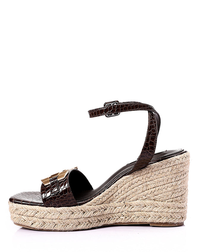 FAN-DJTH-016 Golden Sqaured Toecap Wedge