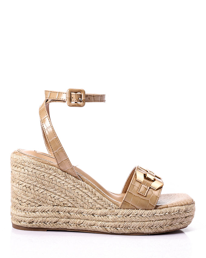 FAN-DJTH-016 Golden Sqaured Toecap Wedge